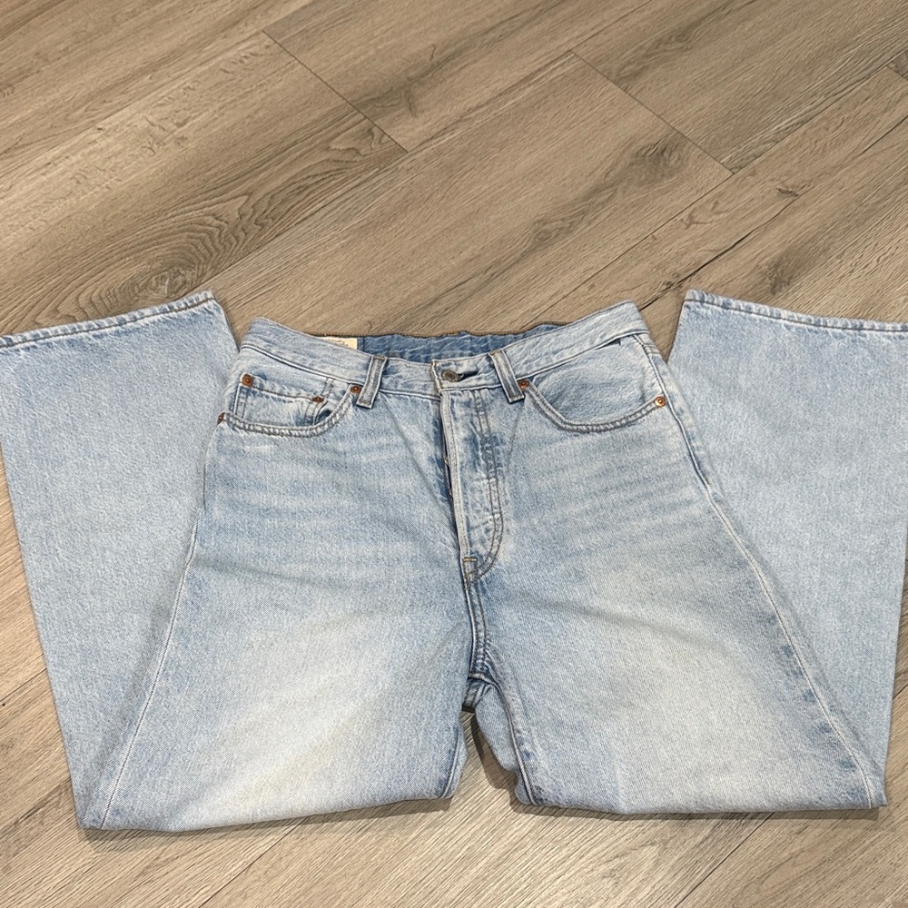 Levi's Classic Light Blue Jeans